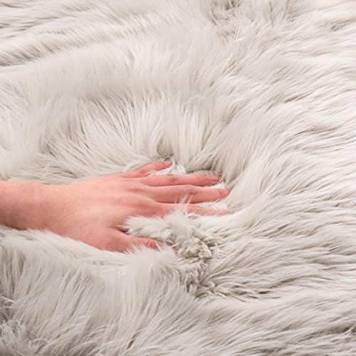 EasyJoy Ultra Soft Fluffy Rugs Faux Fur Rug Chair Cover Seat Pad Fuzzy Area Rug (Light Grey, 2x6 ft Rectangle)