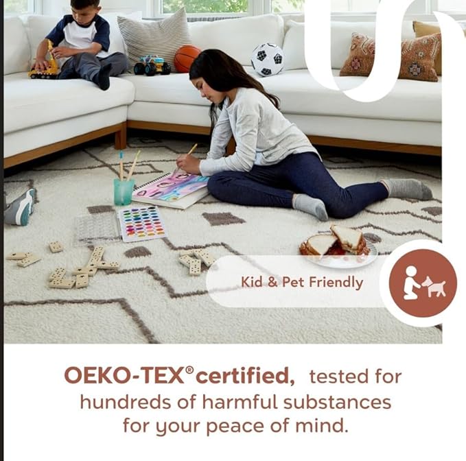 nuLOOM Jeni Off-White, 6' Round, Solid Faux Rabbit, Fluffy and Cozy, High Traffic, Stain Resistant, Easy Clean, Durable Washable Area Rug for Bedroom, Living Room, Dining, Den, Foyer, Entryway