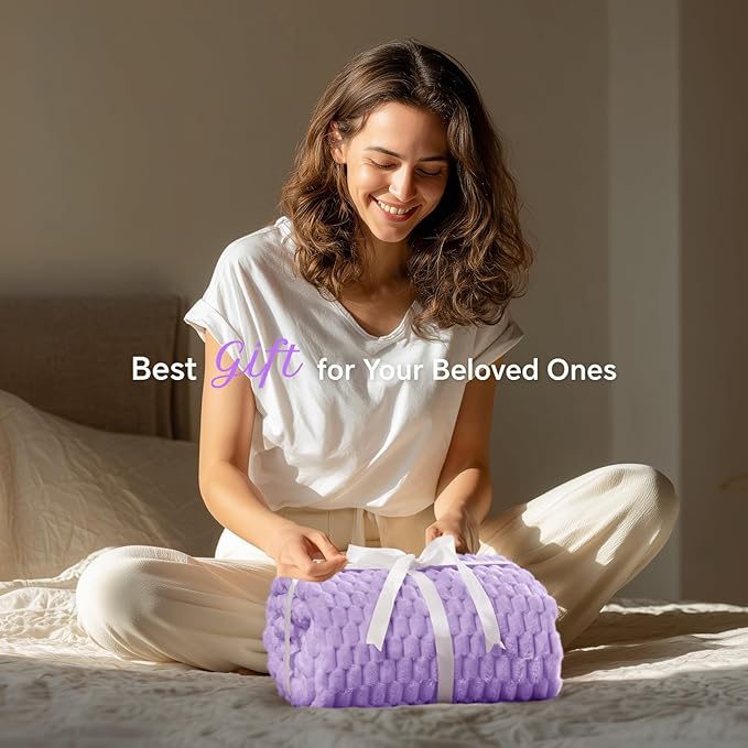 BEDELITE Fleece Blanket - 3D Jacquard Decorative Lavender Throw Blankets for Couch & Bed, Soft and Cozy Warm Plush Fluffy Blanket All Seasons Suitable, 50x70Inches
