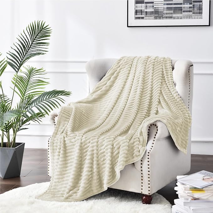 BEDELITE Fleece Throw Blanket for Couch – 3D Ribbed Jacquard Soft and Warm Decorative Fuzzy Blanket – Cozy, Fluffy, Plush Lightweight Beige Throw Blankets for Bed, Sofa, 50x60 inches