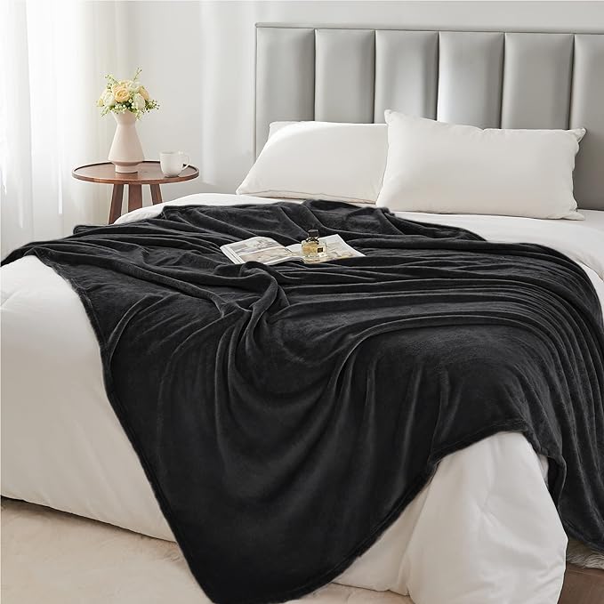 BEDELITE King Size Blanket for Bed, Luxury Plush Cozy Fuzzy Fleece Blanket 108x90 inches, Super Soft Warm Big Lightweight Throw Blanket All Seasons Suitable, Black