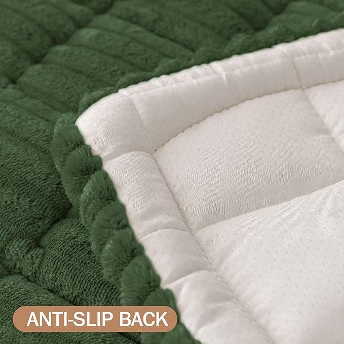 Smiry Couch Cover for Dogs Washable, Non Slip Fuzzy Pet Couch Covers for 3 Cushion Sofa Pet Friendly, Thick Soft Sofa Slipcovers Cushion Protector (Dark Green, 27.6" x 47")