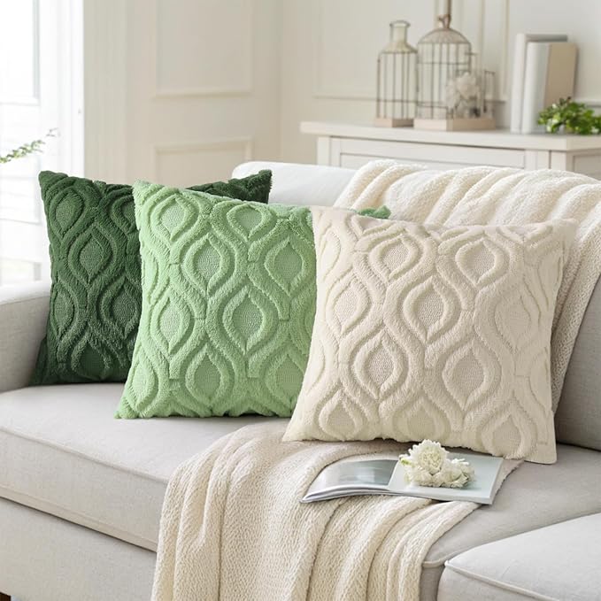 decorUhome Throw Pillow Covers 20x20 Inch Set of 2, Soft Plush Faux Wool Forest Elf Solid Couch Pillow Covers, Accent Farmhouse Neutral Square Pillow Cases for Sofa Bed Living Room