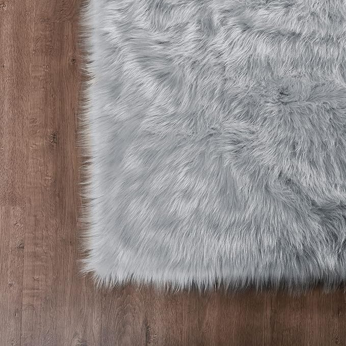 Goolela Grey Round Rug 3ft Fluffy Faux Sheepksin Fur Rug Fuzzy Gray Bedside Rugs for Bedroom Living Room Plush Soft Circle Shag Carpet
