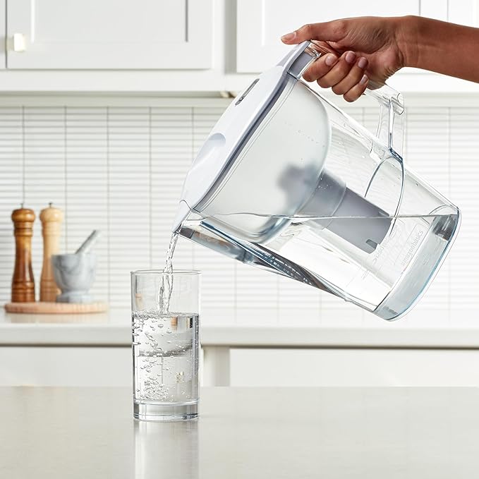 Amazon Basics 10-Cup Water Filter Pitcher, Compatible - Image 5