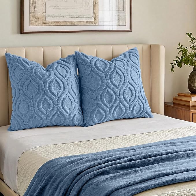 decorUhome Throw Pillow Covers 20x20 Inch Set of 2, Soft Plush Faux Wool Blue Solid Couch Pillow Covers, Accent Farmhouse Neutral Square Pillow Cases for Sofa Bed Living Room