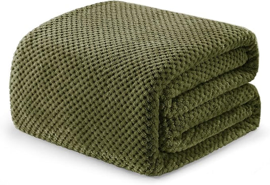 Exclusivo Mezcla Fleece Bed Blanket King Size, Super Soft and Warm Blankets for Couch, Sofa and Bed Waffle Textured, Cozy, Fuzzy and Lightweight (Olive Green, 90x104 Inches)