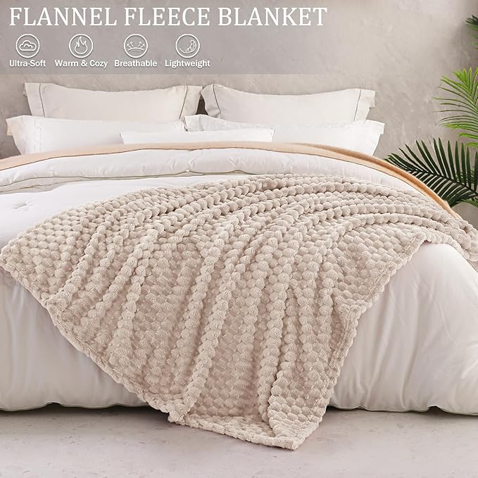 Exclusivo Mezcla Fleece King Blanket for Bed, Extra Large Fuzzy Camel Bed Blankets, Soft Cozy Plush Sofa Throws for All Seasons, 90x104 Inches