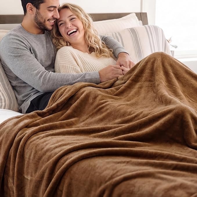 Bedsure GentleSoft Fleece Bed Blankets Full Size Orange - Soft Lightweight Plush Fuzzy Cozy Luxury Blanket Microfiber, 84x90 inches