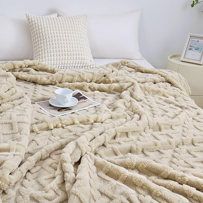 Aganear Fleece Throw Blanket - Cozy Soft Lightweight Fuzzy Throw Blanket for Women Portable Throw Blankets for Couch, Warm Present for Birthday, Christmas, Halloween, Housewarming(50"x60", Khaki)