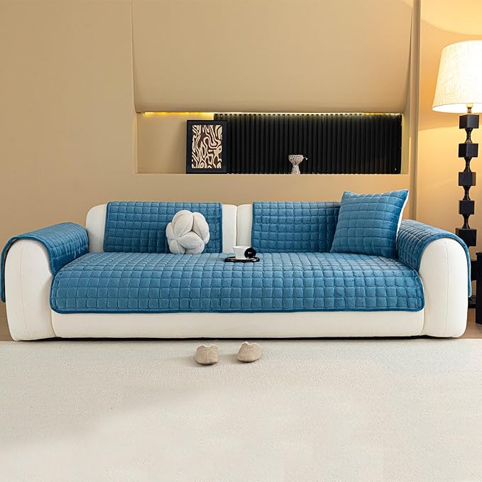 Velvet Couch Cover, Plush Sectional Sofa Cover Washable, Anti Slip Sofa Slipcover for 3 Cushions Sofas, Furniture Protector Covers for Pets & Kids(1PC, Black, 35.4"×71", 3-Seater)