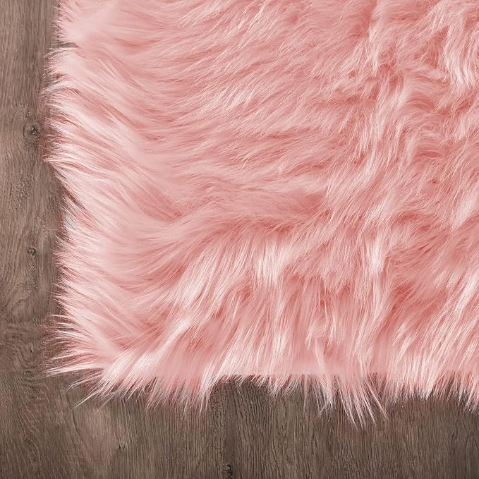 Latepis Pink Circle Round Rug 3ft Faux Fur Sheepskin Rugs for Living Room Fuzzy Rugs for Teen Girls Bedroom Teen Room Dorm Cute Rug Room Décor