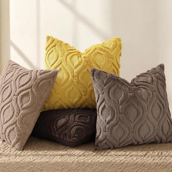 decorUhome Throw Pillow Covers 18x18 Inch Set of 2, Soft Plush Faux Wool Light Brown Solid Couch Pillow Covers, Accent Farmhouse Neutral Square Pillow Cases for Sofa Bed Living Room