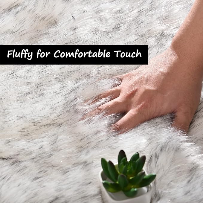 Goolela Faux Sheepskin Fur Rug Fluffy Fuzzy Furry Rug for Bedroom Dorm 2x3 Bedside White with Grey Tips Living Room Decor Small Plush Carpet Shaggy Washable Rectangle