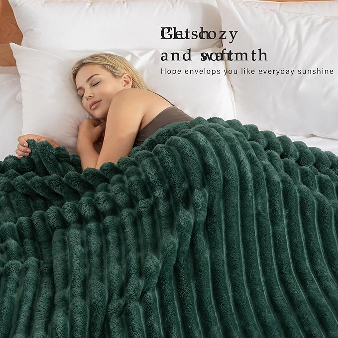 Exclusivo Mezcla King Size Flannel Fleece Blanket, Super Soft Striped Jacquard Bed Blanket, Lightweight Fuzzy Cozy for All Seasons, 90x104 Inches, Forest Green