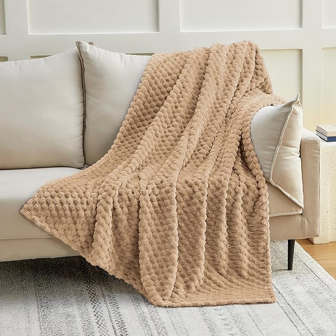 EXQ Home King Size Blanket for Bed or Couch - 3D Imitation Turtle Shell Jacquard Decorative Fleece Blankets - Cozy Soft Lightweight Fuzzy Flannel Blanket Suitable for All Seasons(90"×108",Brown)