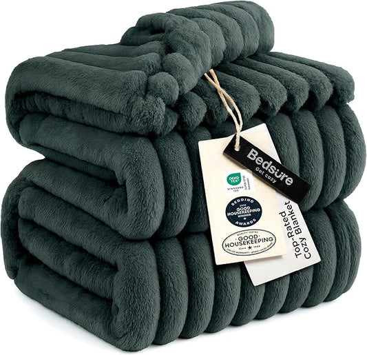 Bedsure GentleSoft Mallard Green Fleece Blanket for Couch - Cozy Soft Blankets for Women, Cute Small Throws for Girls, 90x90 Inches