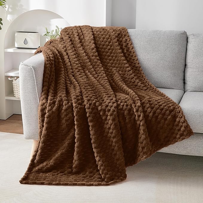 EXQ Home Fleece Blanket Twin Size for Couch or Bed - 3D Imitation Turtle Shell Jacquard Decorative Blankets - Cozy Soft Lightweight Fuzzy Flannel Blanket Suitable for All Seasons(60"×80",Coffee)