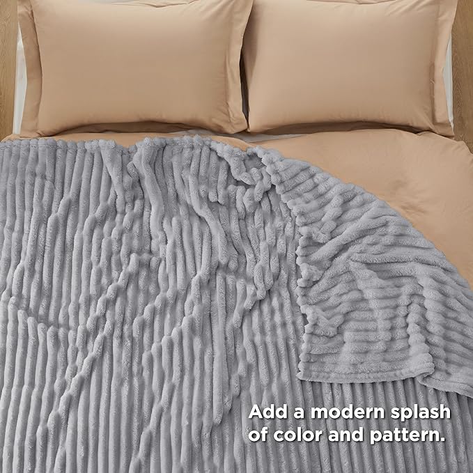 Bedsure GentleSoft King Size Blanket for Bed - Cozy Soft Blankets for Women, Cute Large Fleece Throws for Girls, Light Grey, 108x90 Inches