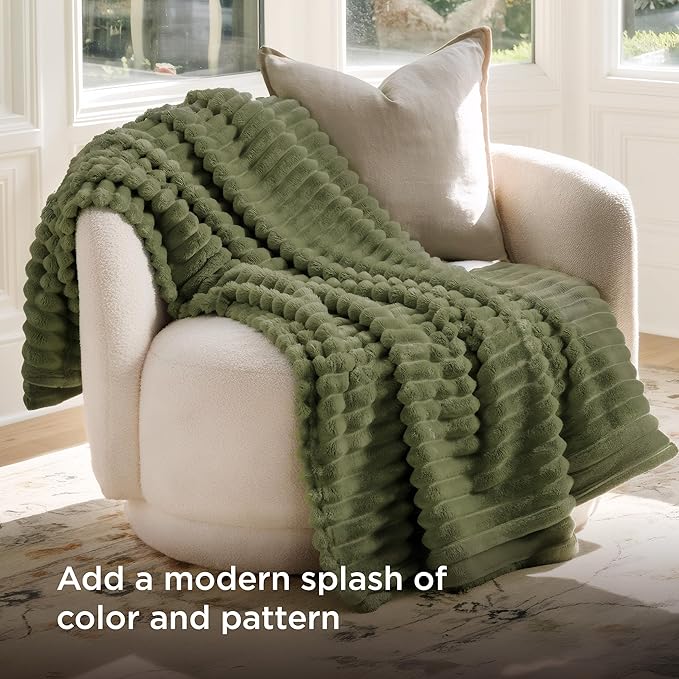 Bedsure GentleSoft Twin XL Blanket for Bed - Cozy Soft Blankets for Women, Cute Small Fleece Throws for Girls, Birthday Gifts for Women Decor Gifts, Moss, 66x90 Inches