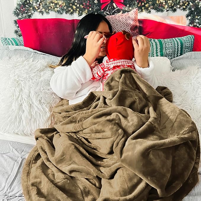 Bedsure GentleSoft Fleece Throw Blanket Camel - 300GSM Blankets for Couch, Sofa, Bed, Soft Lightweight Plush Cozy Throws for Toddlers, 50x60 inches
